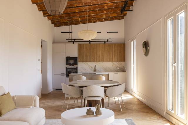 Piso en Venta en Gran Via de les Corts Catalanes en Sant Antoni