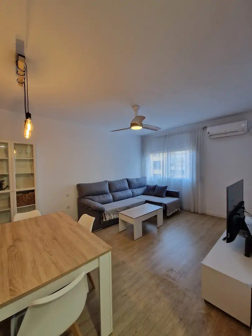 Appartamento con ascensore in affitto a Sur