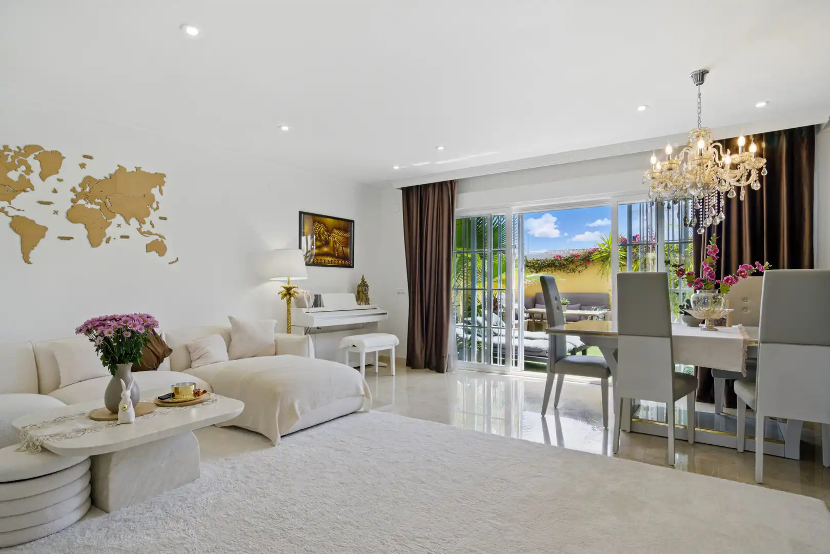 Detached homes for sale in Calahonda