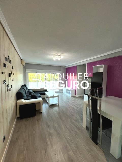 Living room of Flat to rent in Parla  with Air Conditioner, Heating and Terrace