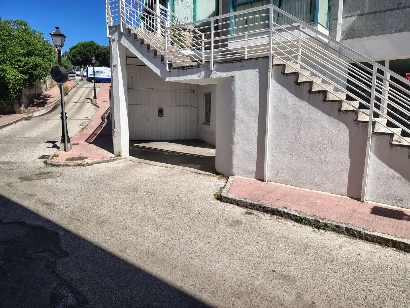 Parkplatz von Garage zur Miete in Alpedrete