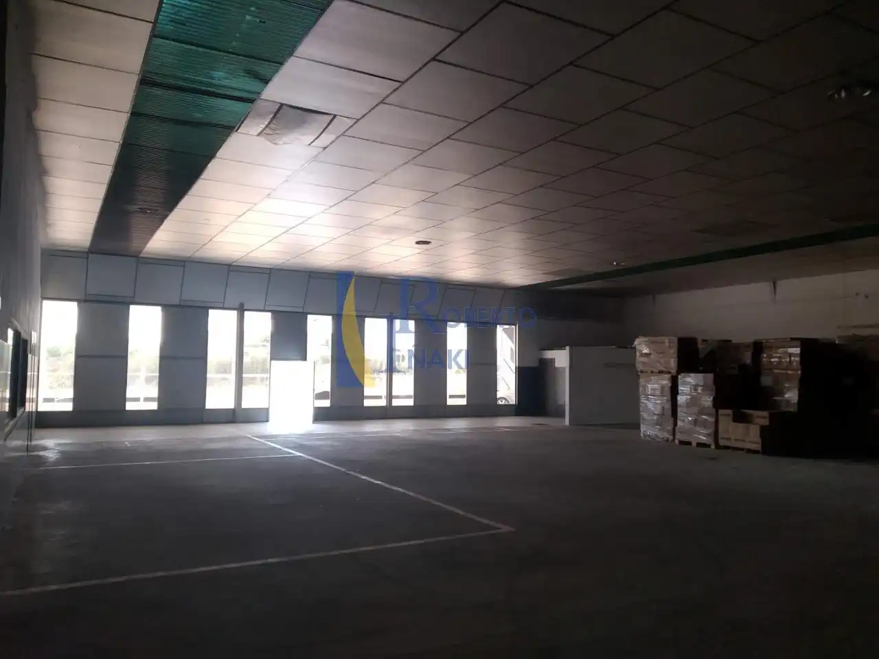 Nau industrial en venda en Villamañán