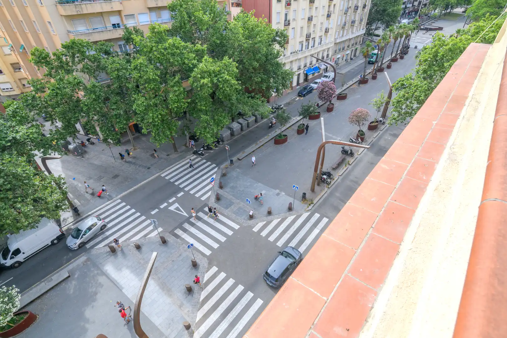 Exterior view of Flat for sale in Barcelona  with Parquet flooring, Terrace and Balcony