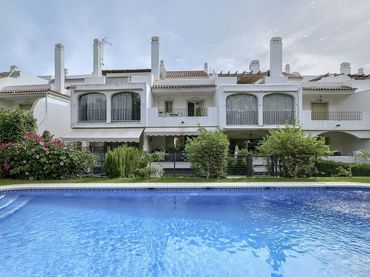 Casa a schiera in vendita a Nueva Andalucía