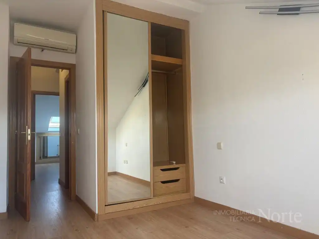 Dúplex en venda a Calle Fuente Vieja, imagen 9