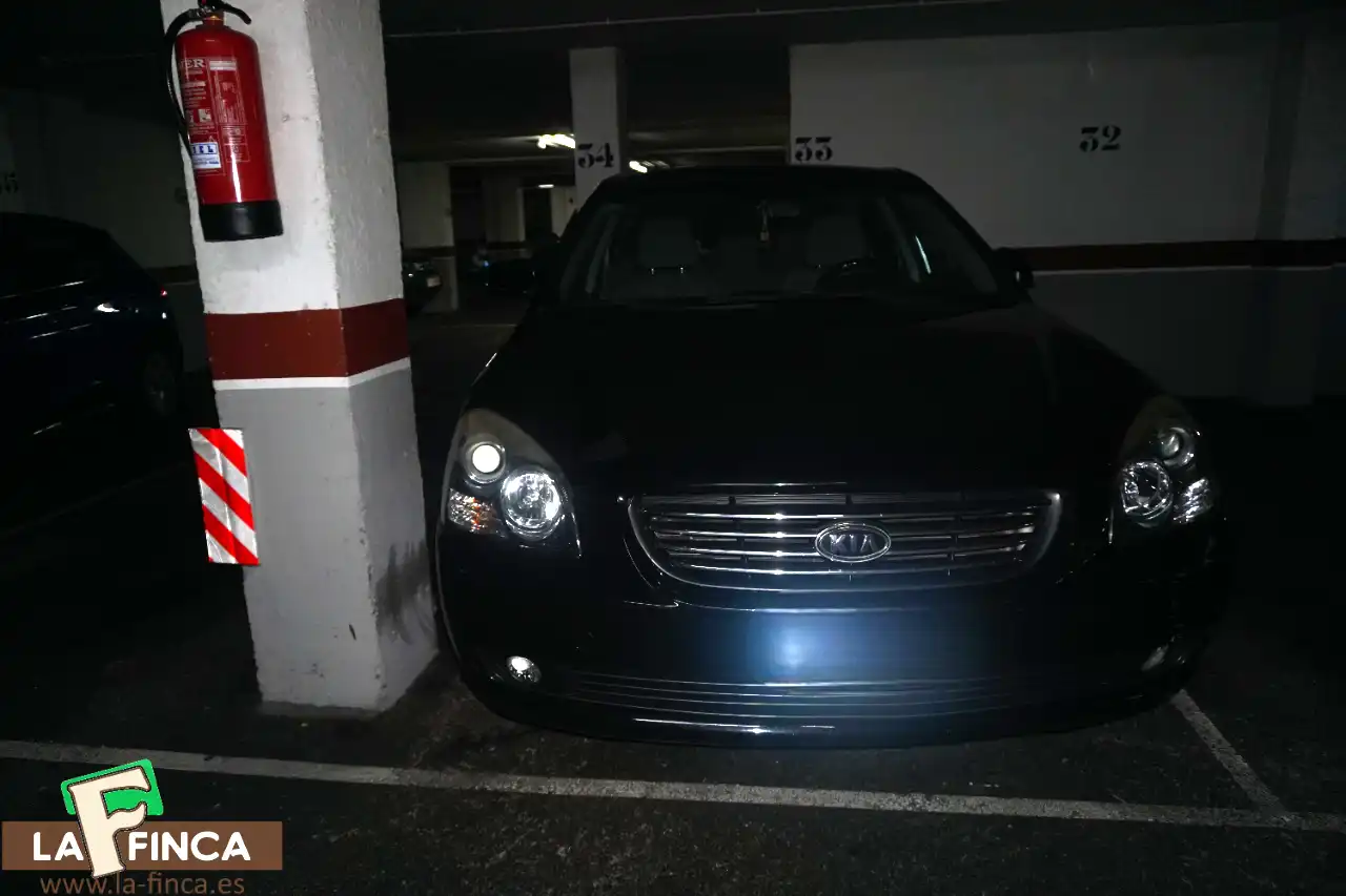 Parking de Dúplex en venta en Siero con Trastero