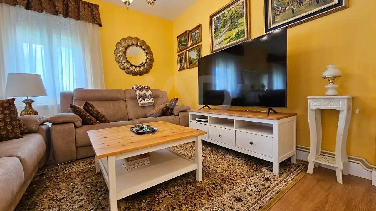 Sala de estar de Casa o chalet en venta en Neda con Calefacción y Piscina