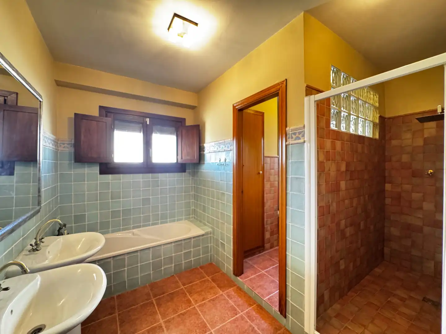 Badezimmer von Einfamilien-Reihenhaus zum Verkauf in Canet d'En Berenguer mit Klimaanlage, Heizung und Terrasse
