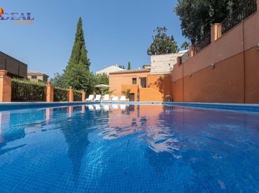 Pis amb piscina en venda a ESCORIAZA