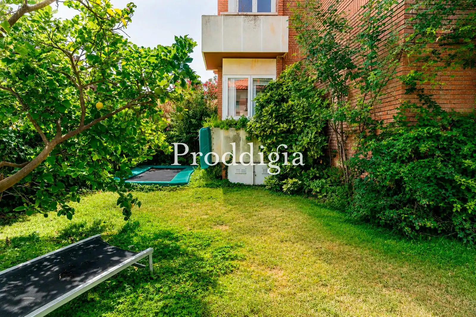 Jardín de Piso en venta en Sant Cugat del Vallès con Calefacción, Jardín privado y Terraza