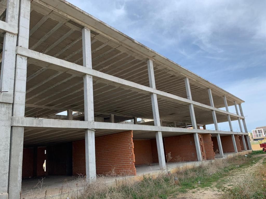 Exterior view of Building for sale in Calvarrasa de Abajo