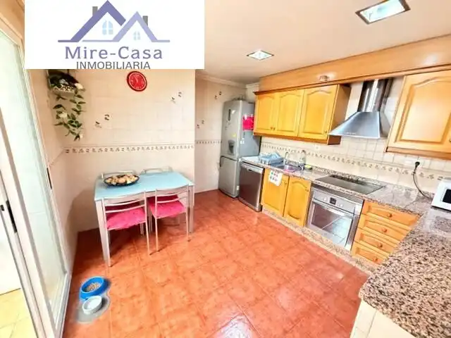 Flat with lift for sale in Elche ciudad
