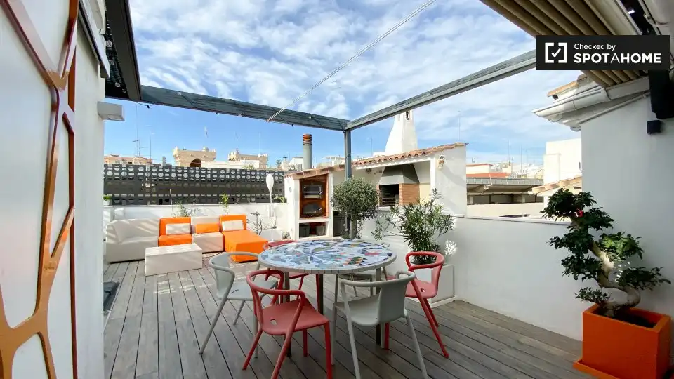Appartement avec terrasse à louer à Ciutat Vella