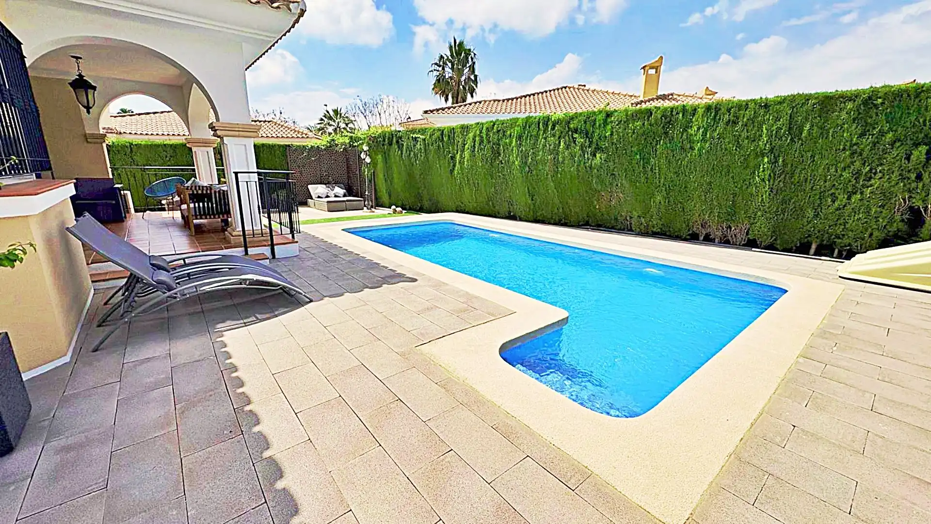 Detached house with pool for sale in carrer del Vespre, imagen 2