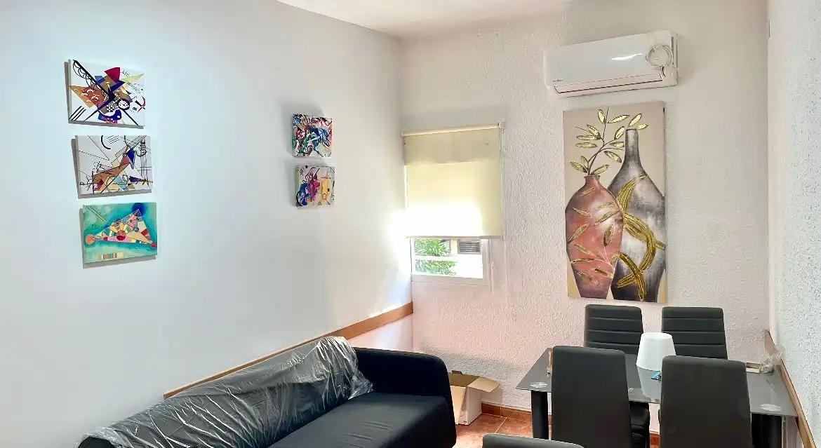 Living room of Flat for share in Requena  with Air Conditioner, Heating and Furnished