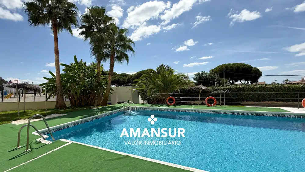Piscina de Apartament en venda en El Rompido amb Aire condicionat, Parquet i Moblat