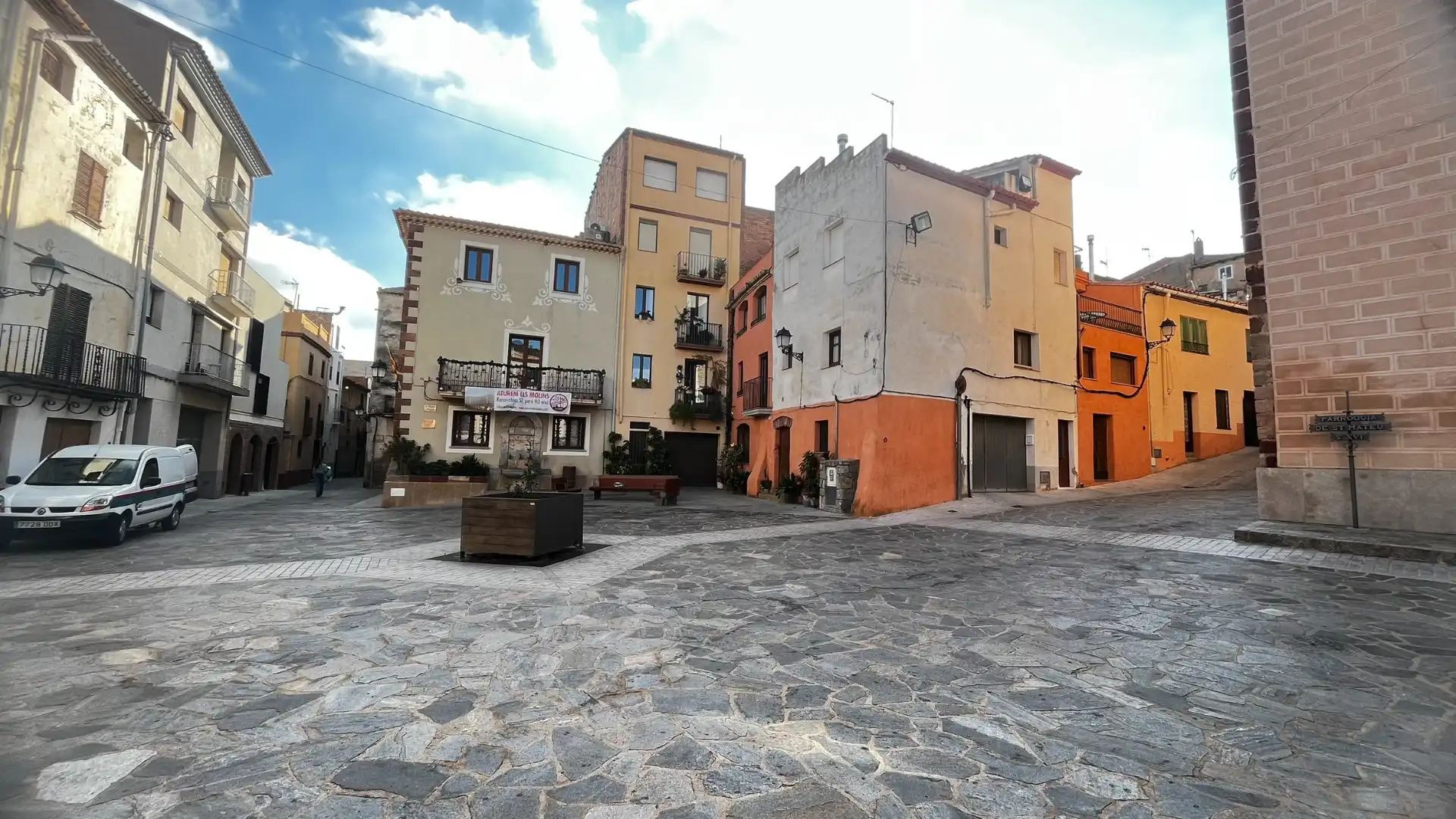 Exterior view of Houses for sale in Riudecanyes