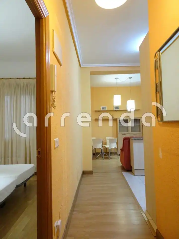 Wohnung mit Aufzug zur Miete in Calle Rualasal, imagen 7