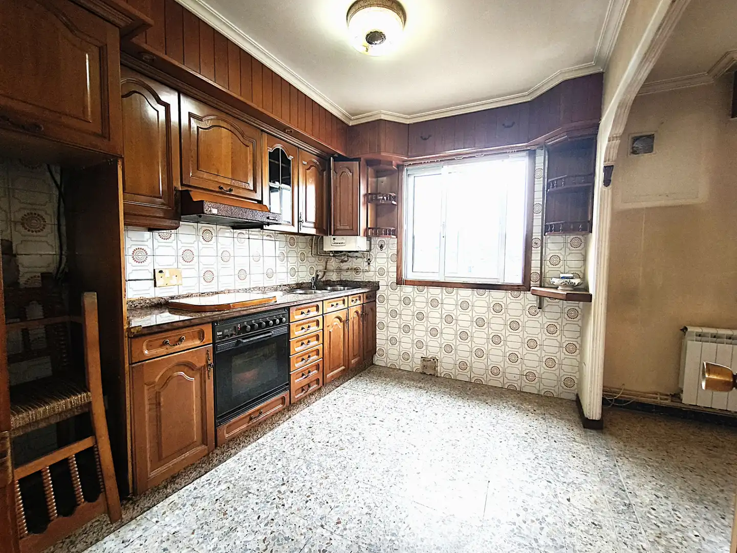 Kitchen of Flat for sale in Ourense Capital   with Heating, Storage room and Furnished