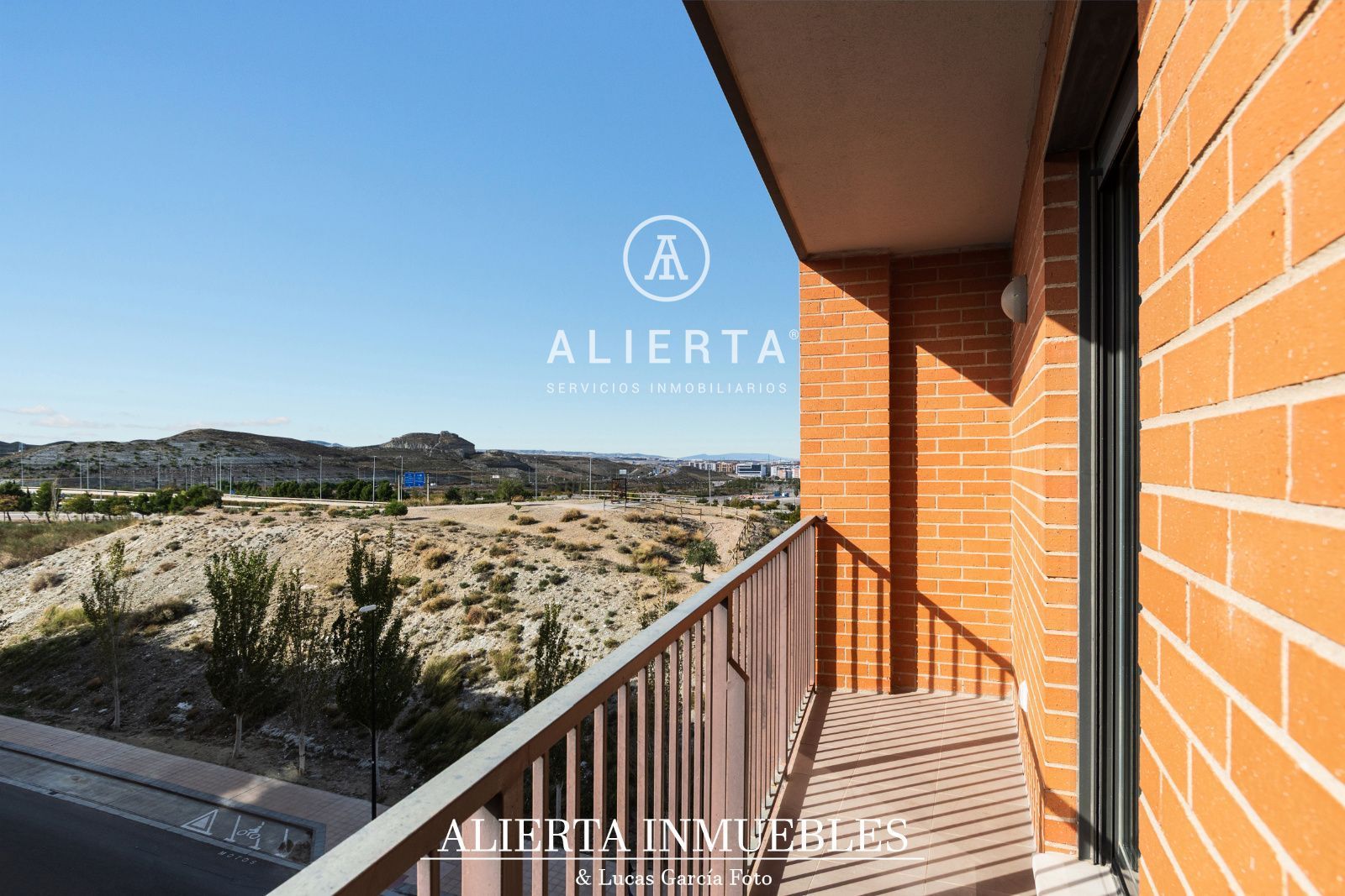 Exterior view of Flat for sale in  Zaragoza Capital  with Heating, Terrace and Storage room