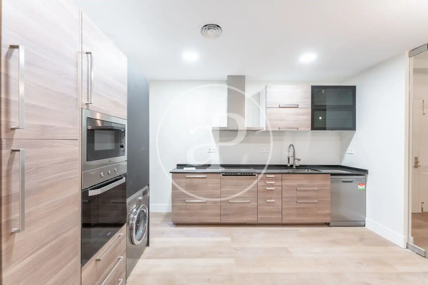 Kitchen of Flat for sale in Madrid  with Air Conditioner, Heating and Storage room