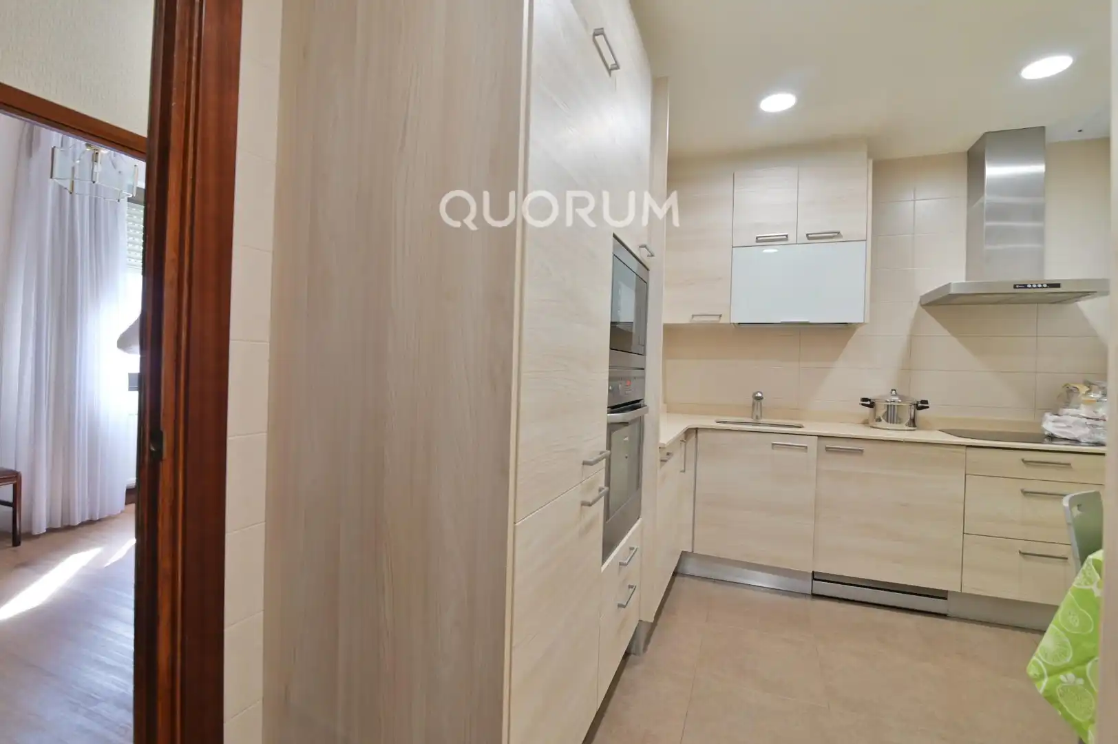 Cocina de Piso en venta en Bilbao  con Calefacción, Trastero y Amueblado