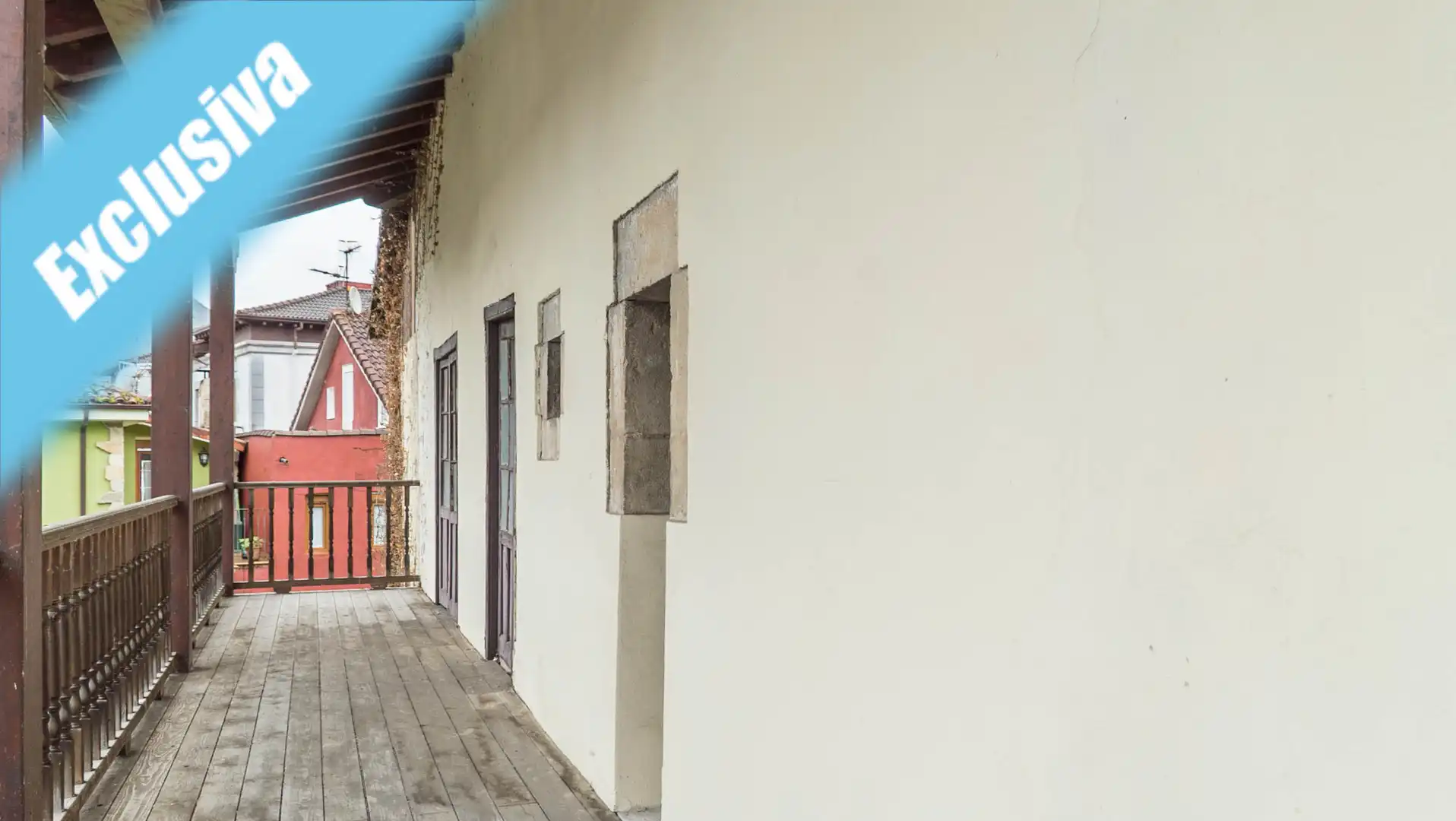 Vista exterior de Pis en venda en Ramales de la Victoria amb Jardí privat, Terrassa i Balcó
