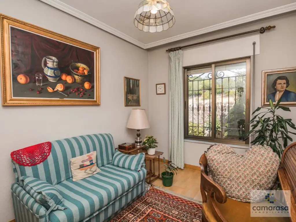 Sala de estar de Casa o chalet en venta en Ávila con Jardín privado, Piscina y Piscina comunitaria