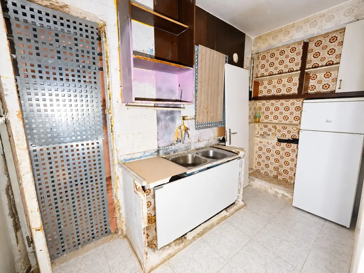 Kitchen of Flat for sale in Llevant