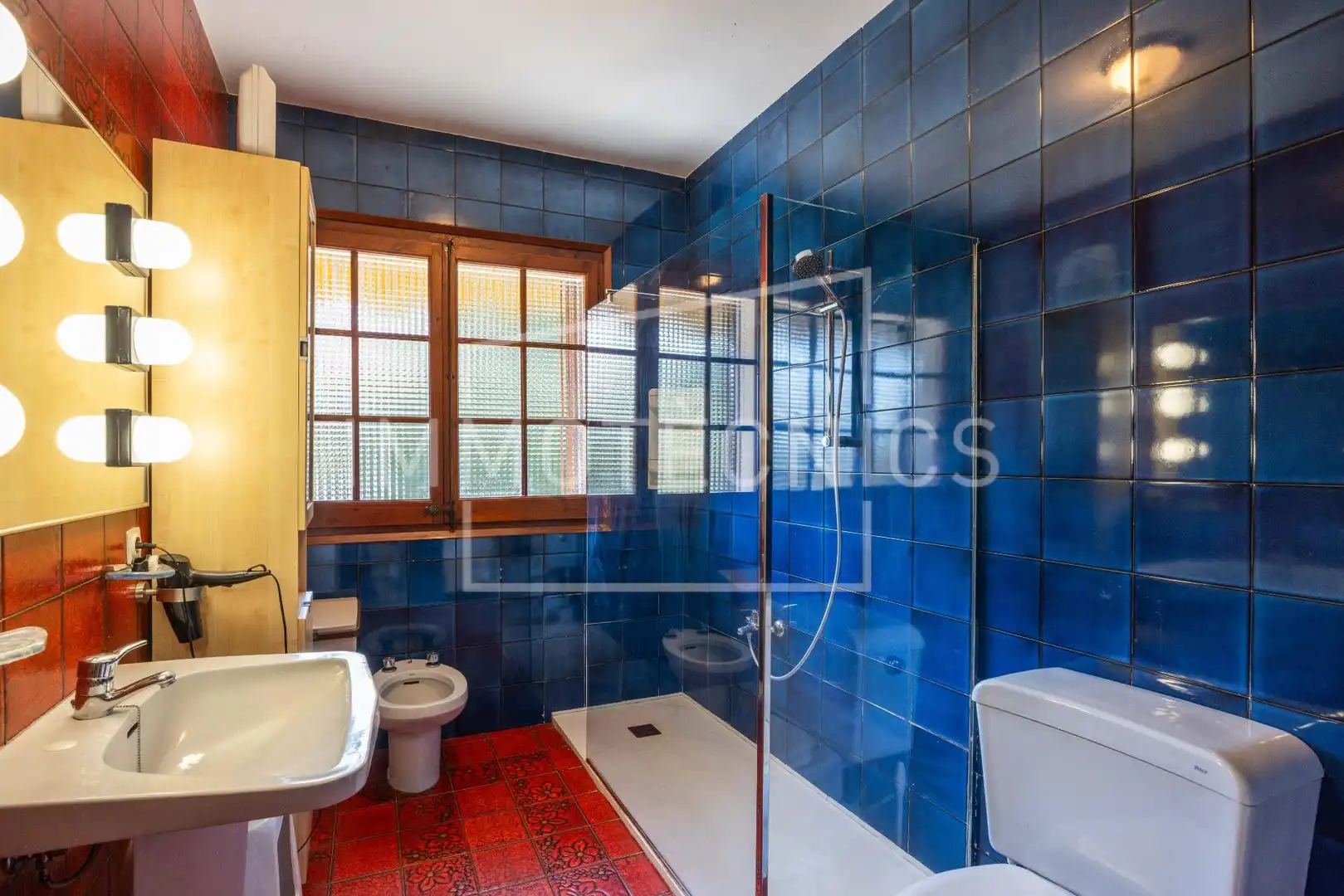 Baño de Casa o chalet en venta en Llinars del Vallès con Aire acondicionado, Calefacción y Alarma