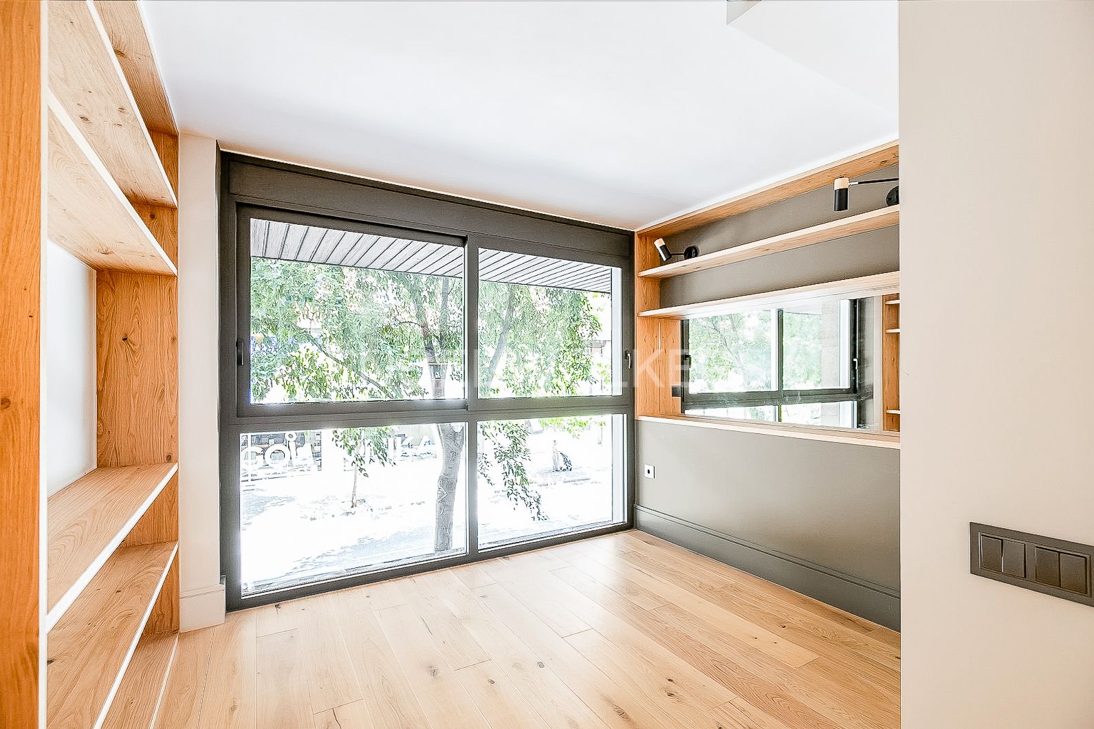 Bedroom of Apartment for sale in  Barcelona Capital  with Air Conditioner, Heating and Parquet flooring