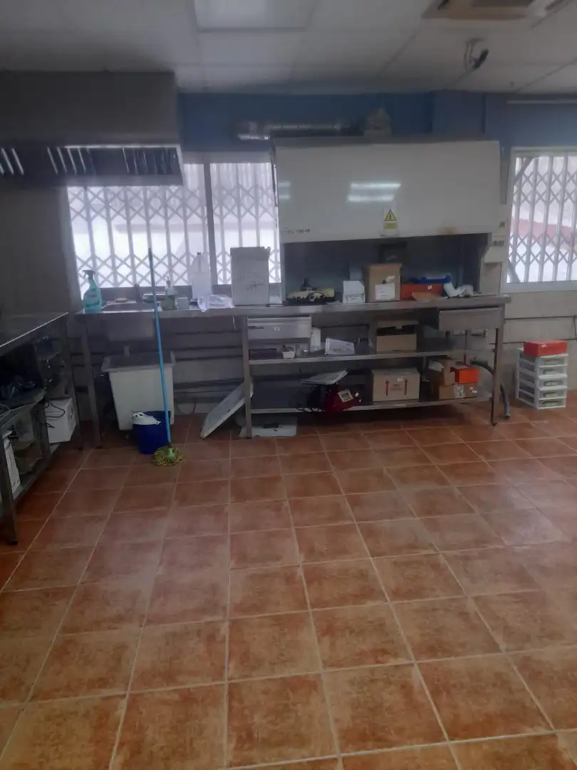 Cuina de Local en venda en Alfafara amb Aire condicionat