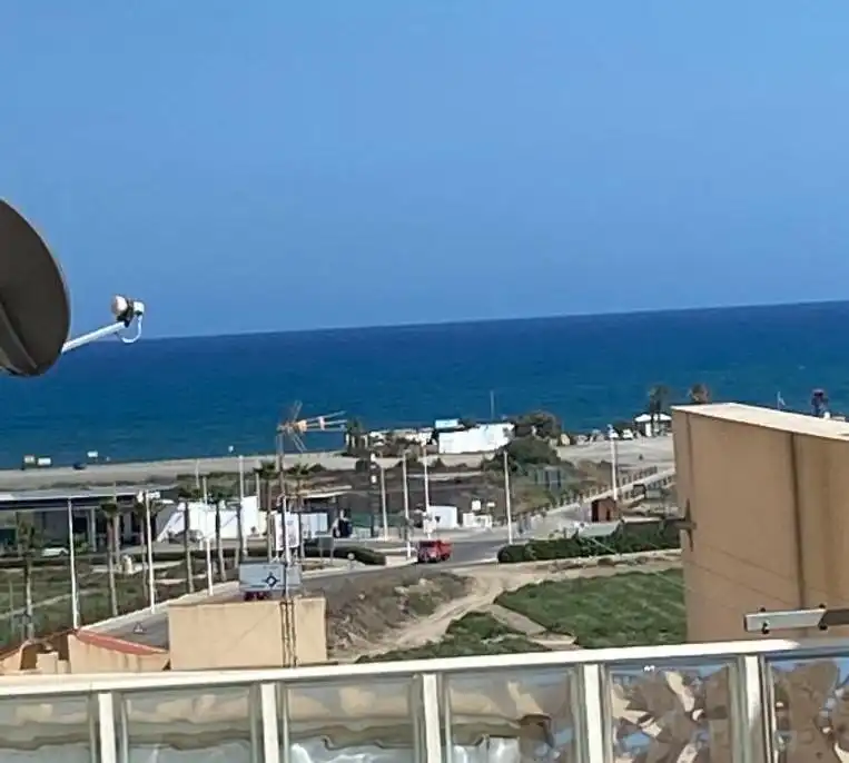 Vista exterior de Planta baja de alquiler en Cuevas del Almanzora con Aire acondicionado, Terraza y Amueblado