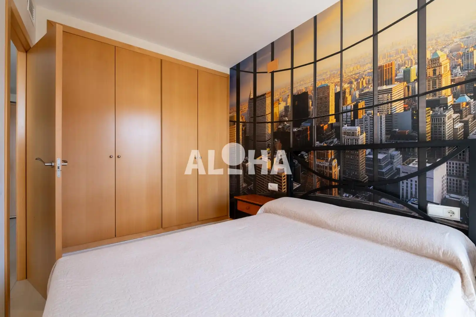 Dormitori de Apartament de lloguer en Moncada amb Aire condicionat i Moblat