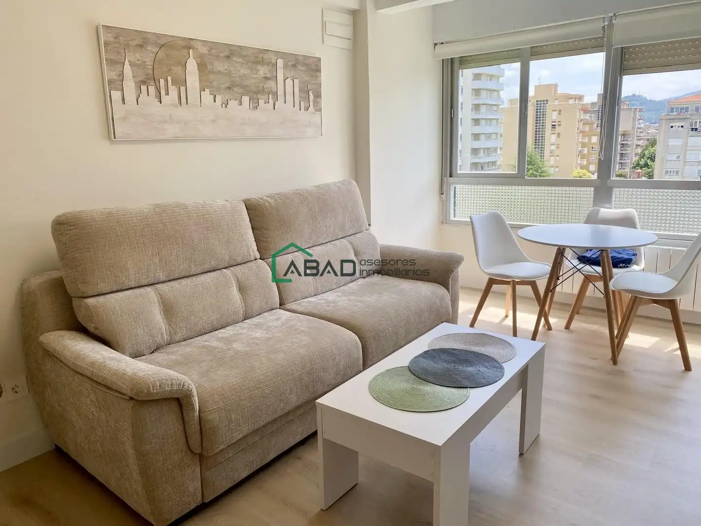 Wohnzimmer von Wohnungen zur Miete in Laredo mit Heizung und Möbliert