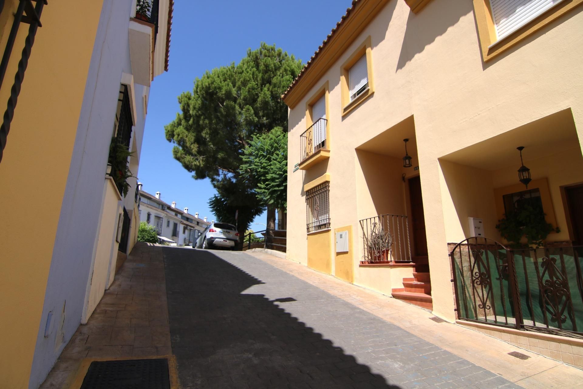 Exterior view of Country house for sale in Coín
