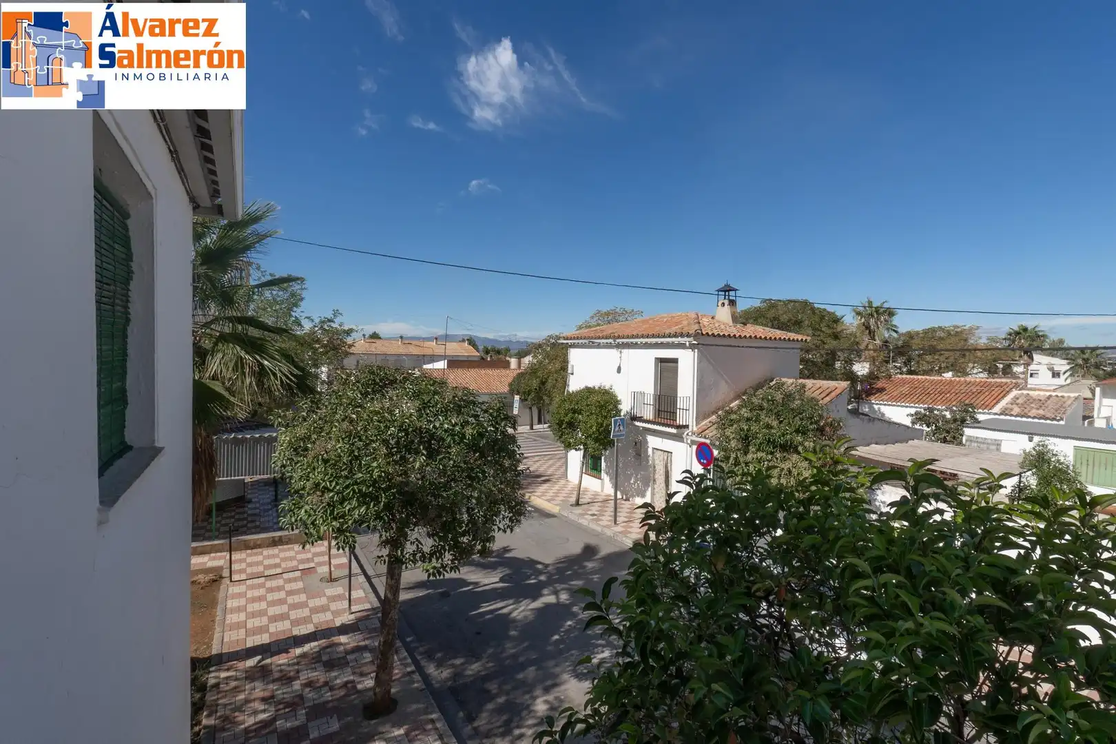Vista exterior de Casa o xalet en venda en Albolote amb Terrassa i Balcó