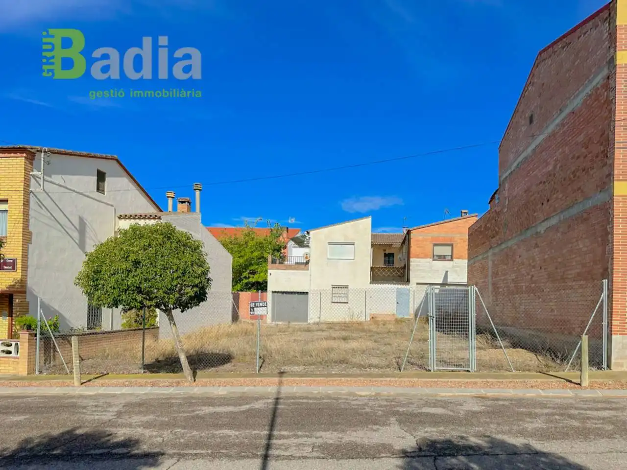 Terreny residencial en venda a Tancat