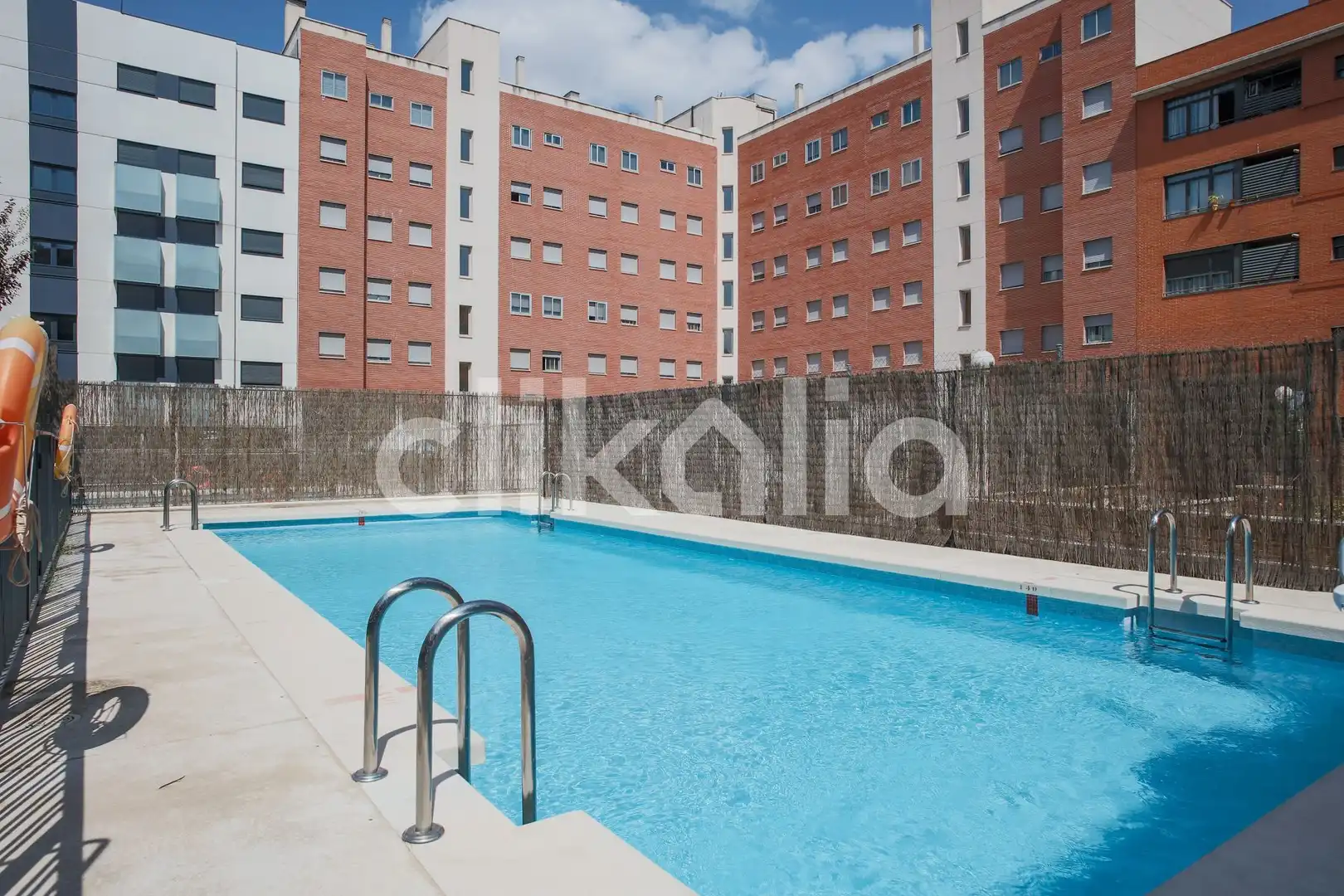 Pis amb piscina en venda a Villa de Vallecas, imagen 2