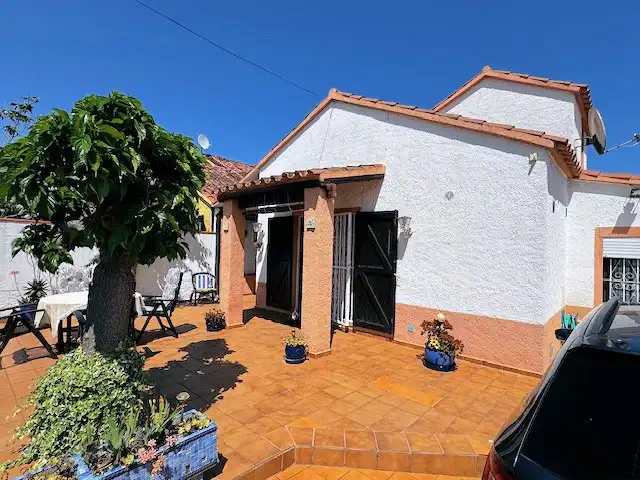 Casa con jardín en venta en Riells, imagen 2