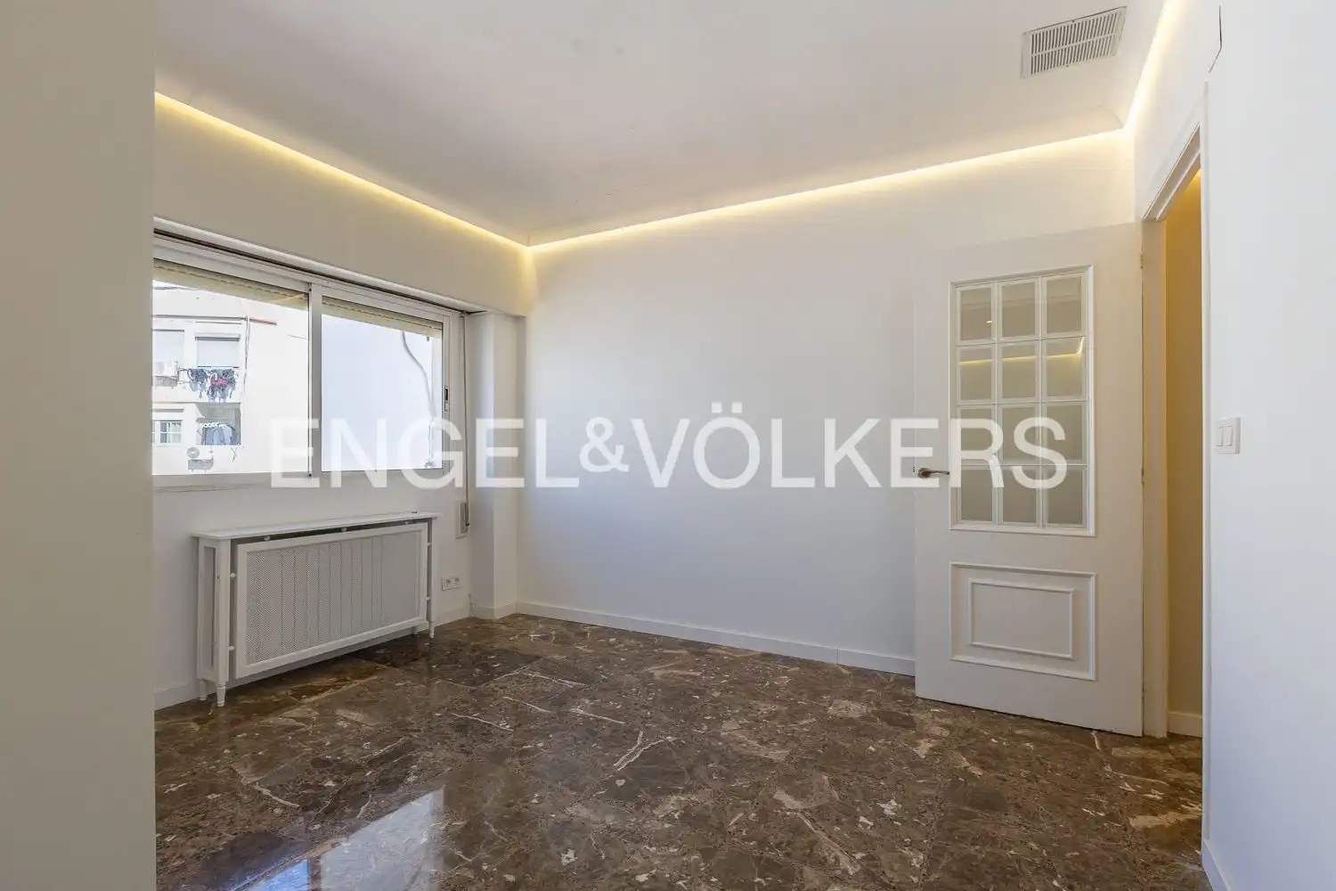 Piso de alquiler en Valencia con Aire acondicionado, Calefacción y Terraza