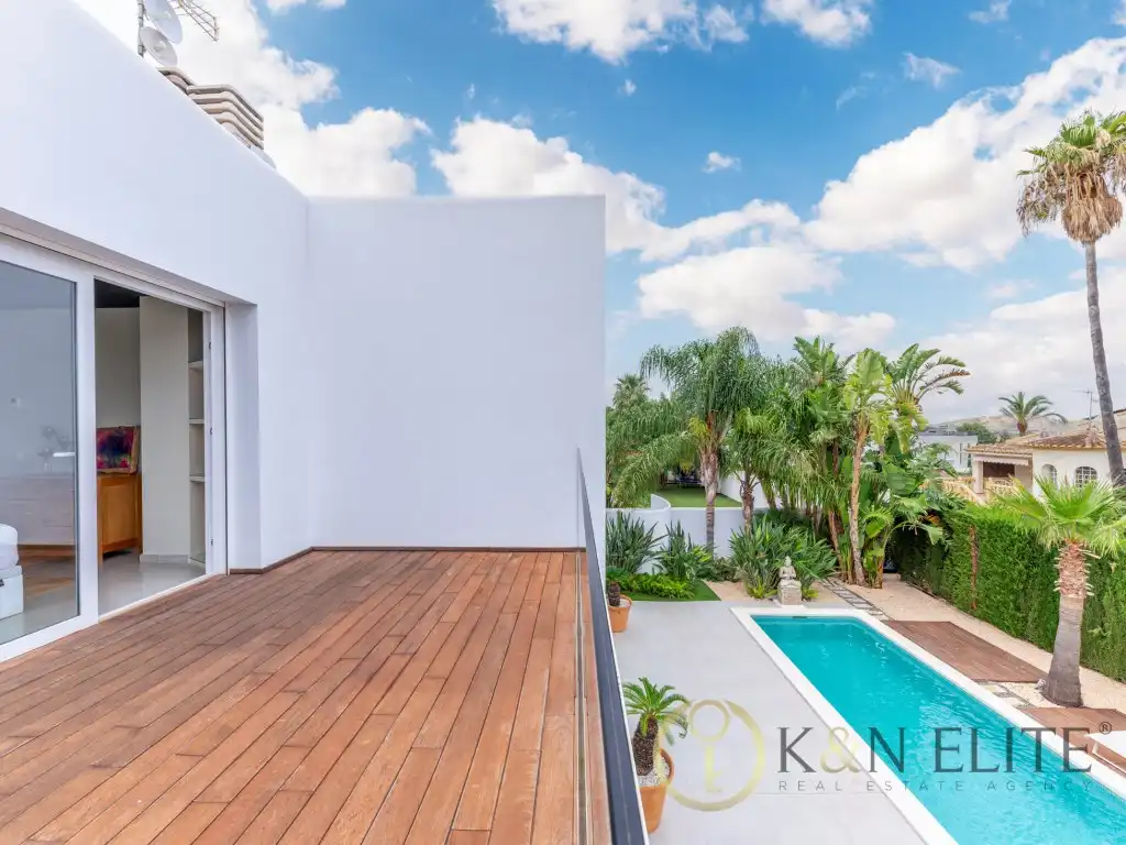 Terrassa de Casa o xalet de lloguer en Dénia amb Aire condicionat, Jardí privat i Terrassa