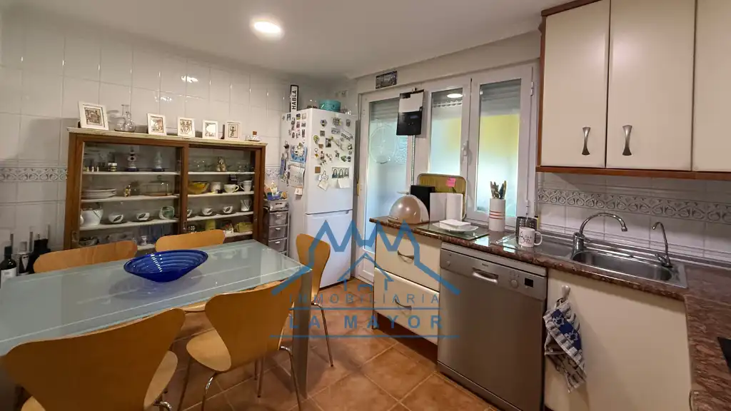 Cocina de Piso en venta en Ciudad Real con Aire acondicionado, Calefacción y Trastero