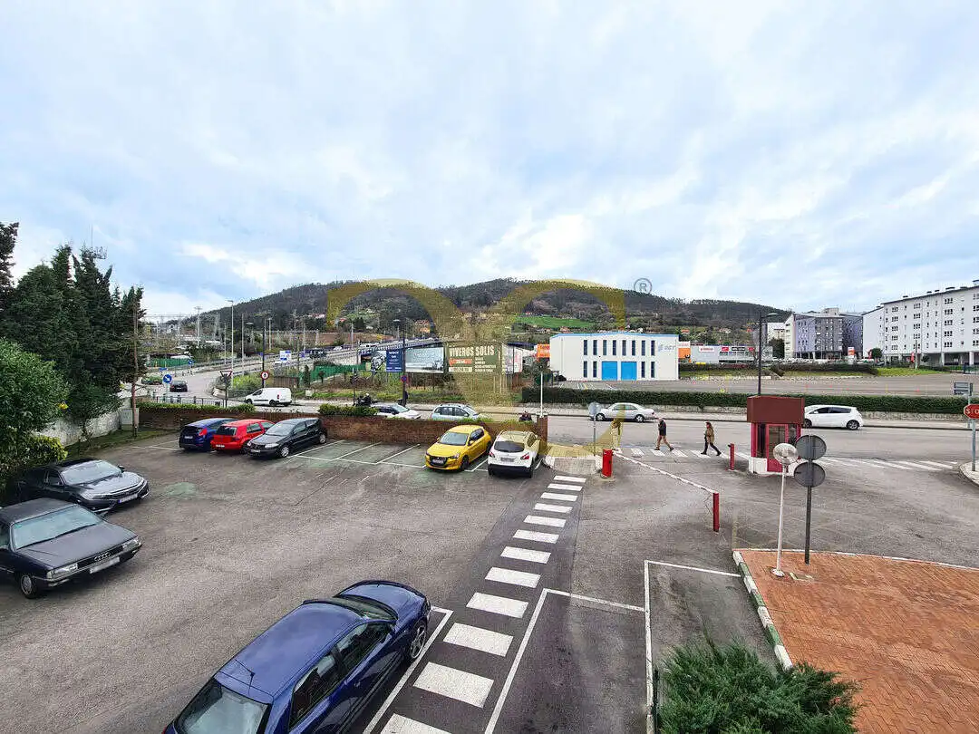 Parking of Flat for sale in Oviedo   with Heating and Private garden