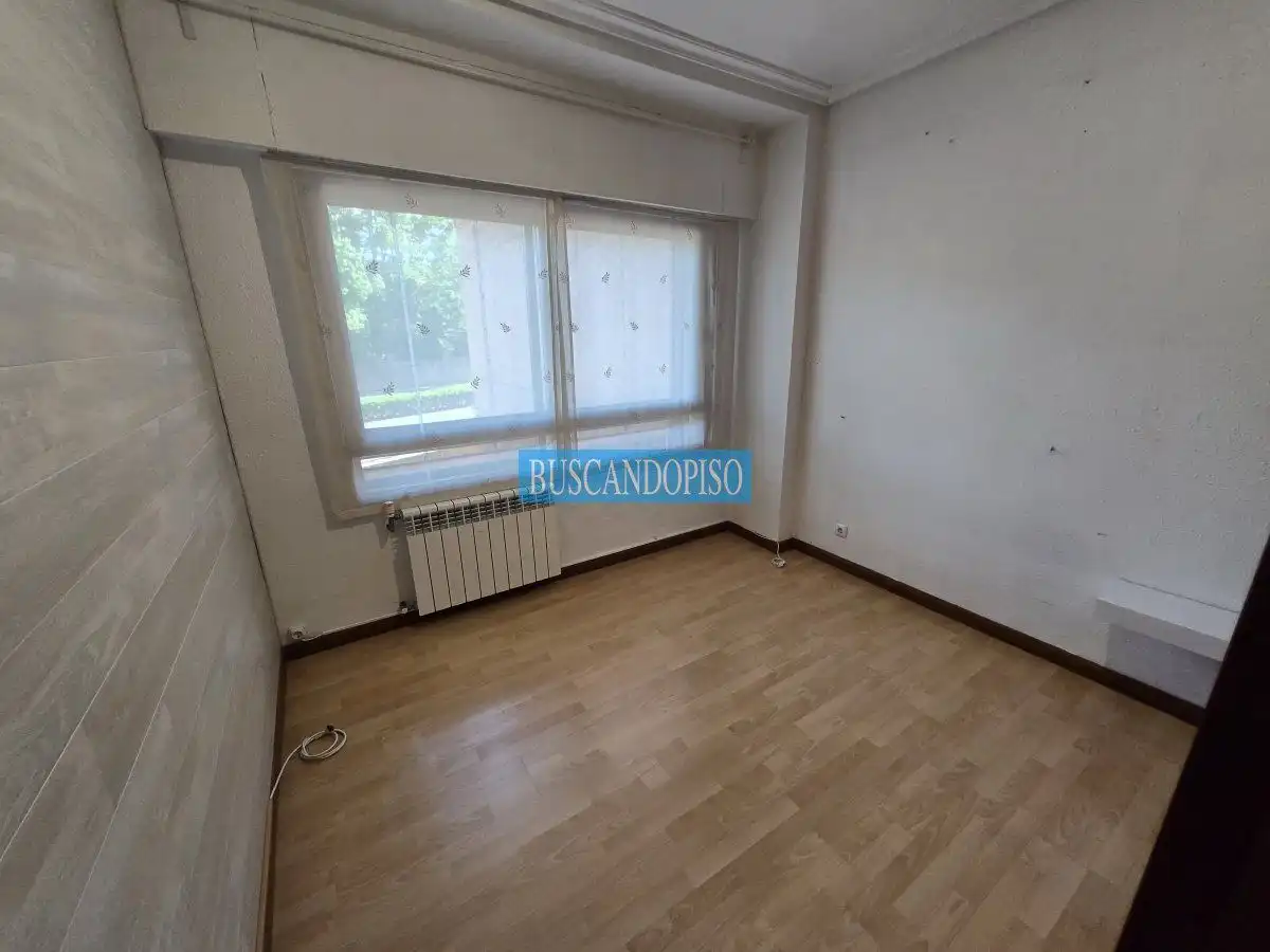 Bedroom of Flat for rent in  Logroño  with Heating, Parquet flooring and Terrace