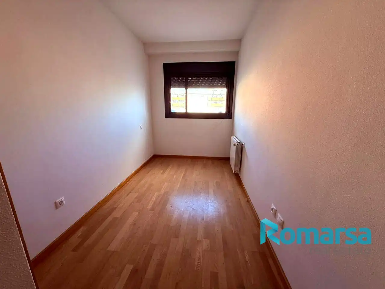 Habitación de Piso en venta en Ávila con Calefacción, Parquet y Terraza