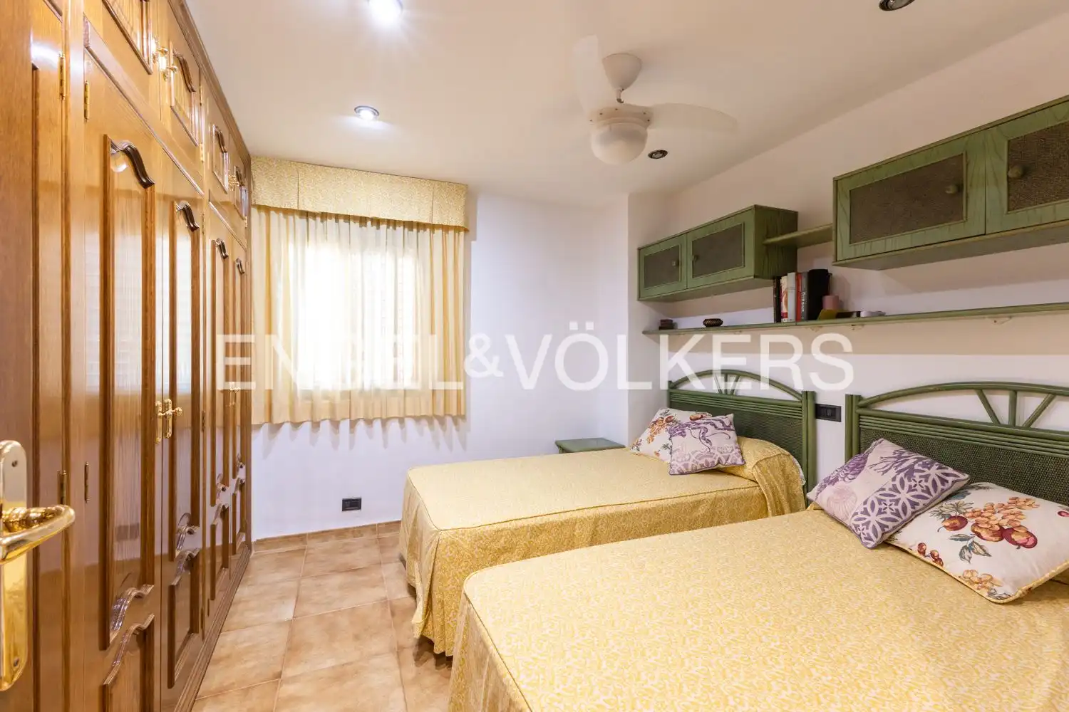 Bedroom of Flat for sale in Benicasim / Benicàssim  with Air Conditioner, Heating and Private garden