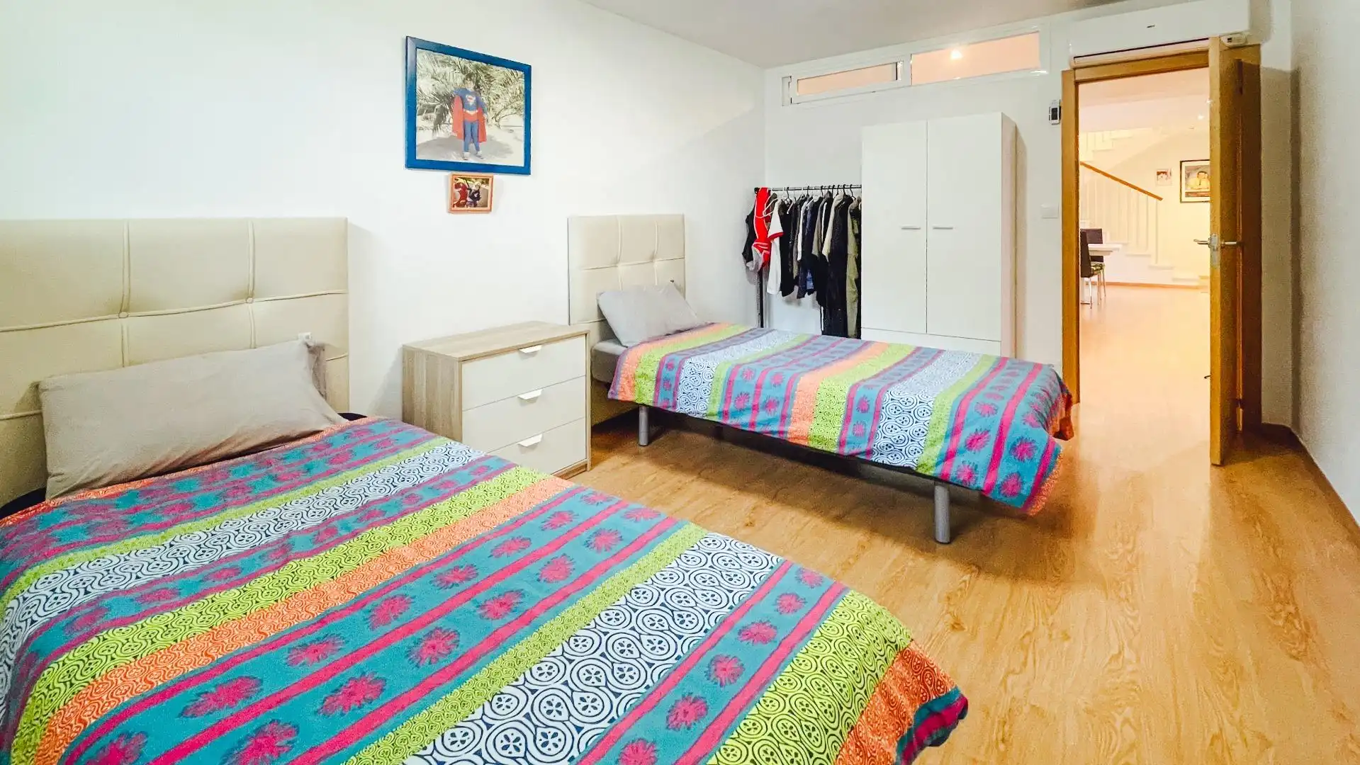 Dormitori de Casa adosada en venda en La Nucia amb Aire condicionat, Jardí privat i Terrassa