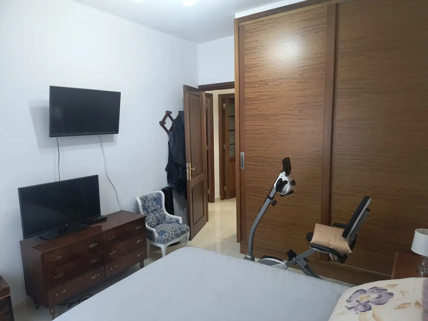 Dormitori de Casa o xalet en venda en Buenavista del Norte amb Jardí privat, Terrassa i Forn