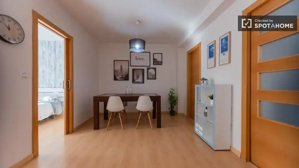 Comedor de Piso de alquiler en Valencia con Aire acondicionado, Calefacción y Amueblado